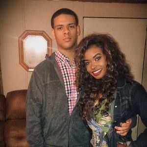 Meet your Posher, Dawn